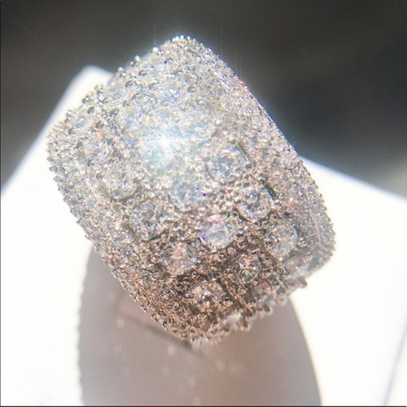 925 Silver Beautiful Diamond Band Ring - Picture 6 of 9